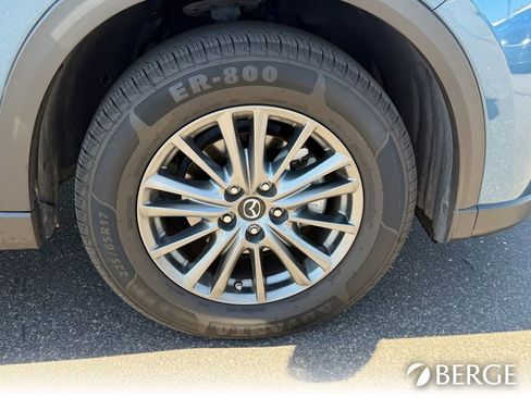 Used 2017 MAZDA CX-5 Touring image 11