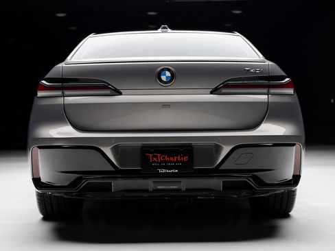 Used 2023 BMW 740i RWD image 26