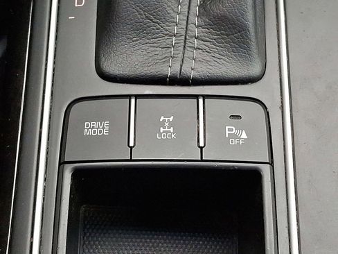 Used 2016 Kia Sorento EX image 24