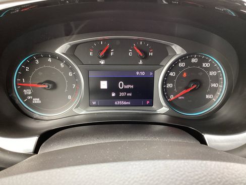 Used 2020 Chevrolet Traverse Premier FWD image 25