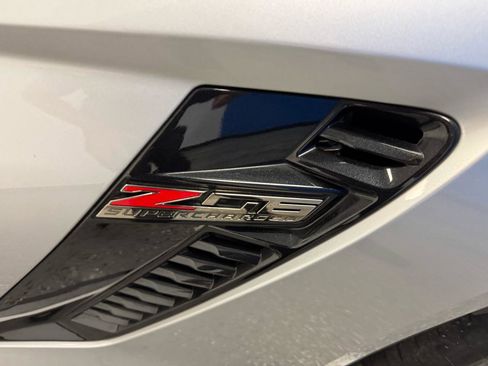 Used 2019 Chevrolet Corvette Z06 RWD image 32