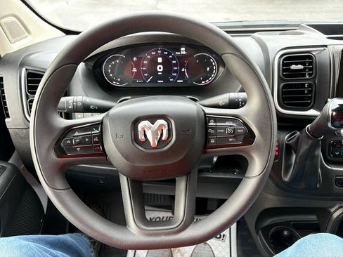 Used 2024 RAM ProMaster 2500 w/ Quick Order Package 22G SLT image 21