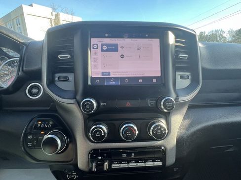 Used 2024 RAM 2500 Tradesman w/ Chrome Appearance Group image 15