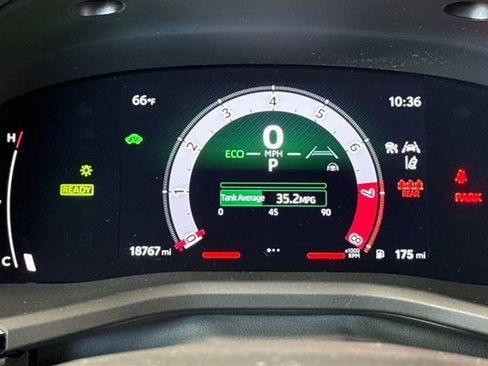 Used 2025 Toyota Camry SE w/ Convenience Package FWD image 28