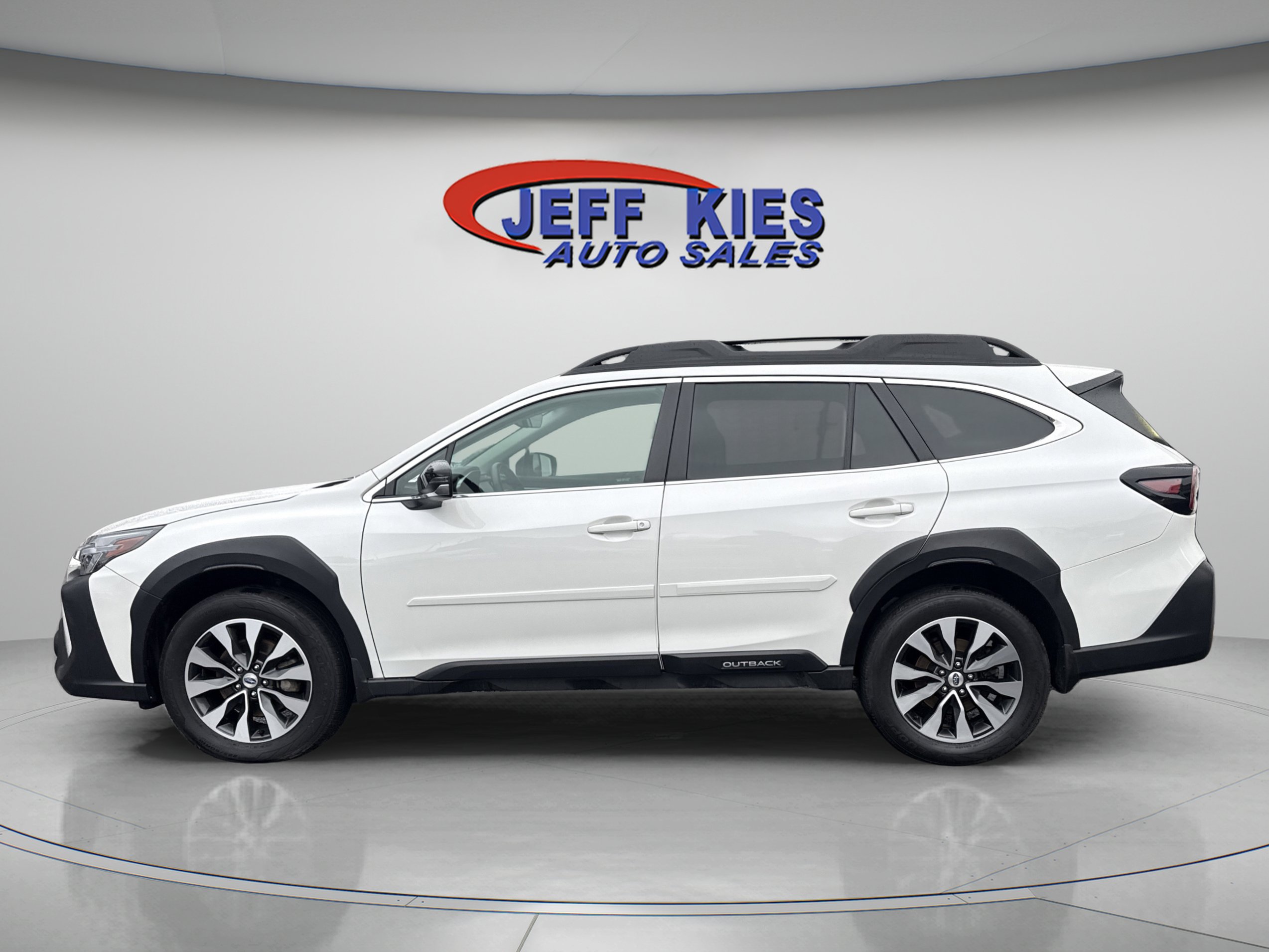 Used 2023 Subaru Outback Limited XT AWD/4WD image 8