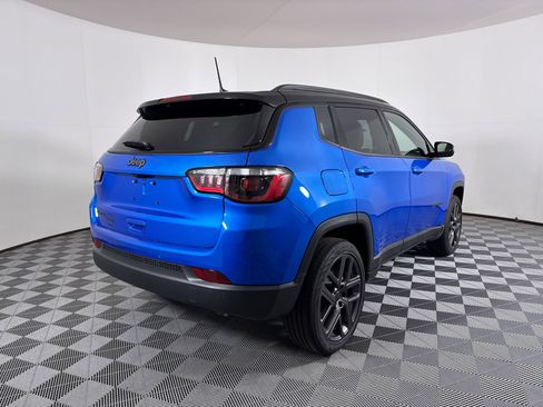 New 2026 Jeep Compass Limited image 15