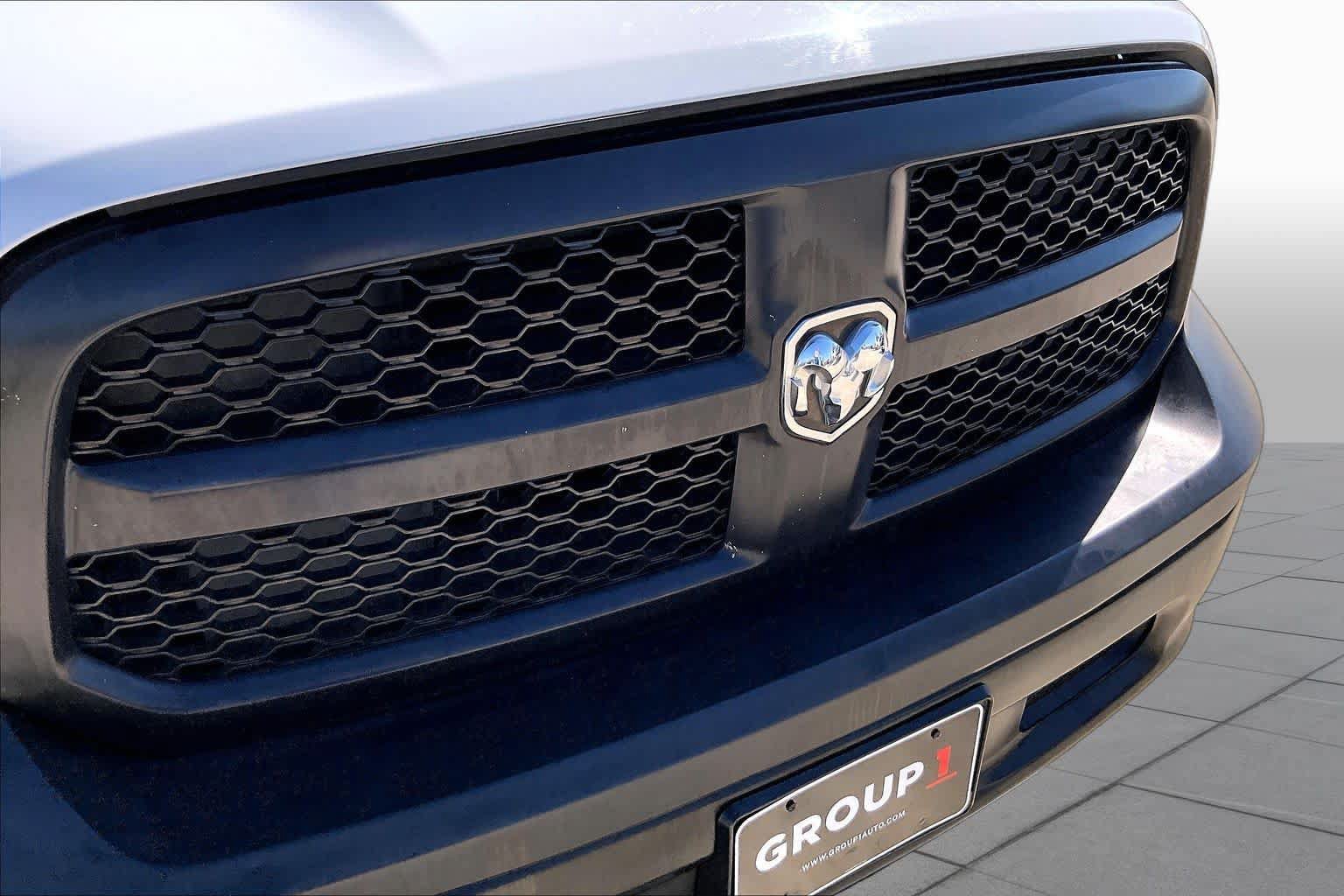 Used 2015 RAM 1500 Tradesman w/ Popular Equipment Group RWD image 29