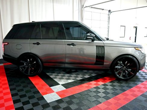 Used 2017 Land Rover Range Rover Supercharged AWD/4WD image 5