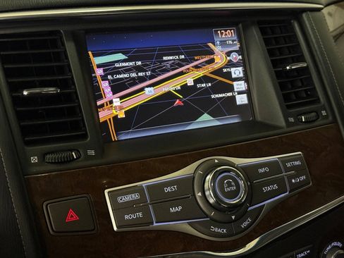 Used 2017 INFINITI QX80 4WD w/ Driver Assistance Package image 49