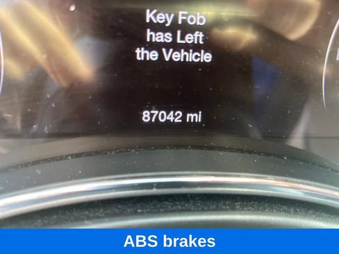 Used 2019 Jeep Grand Cherokee Laredo w/ 18" Wheel & 8.4" Radio Group AWD/4WD image 17