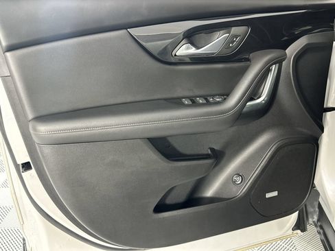 Used 2023 Chevrolet Blazer Premier FWD image 28