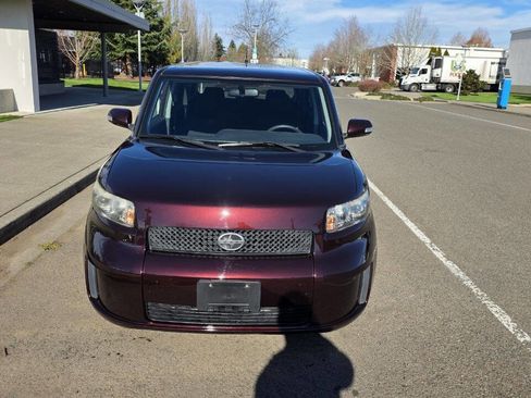 Used 2008 Scion xB image 2