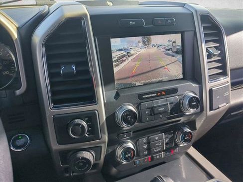 Used 2018 Ford F150 Lariat w/ Equipment Group 502A Luxury image 13