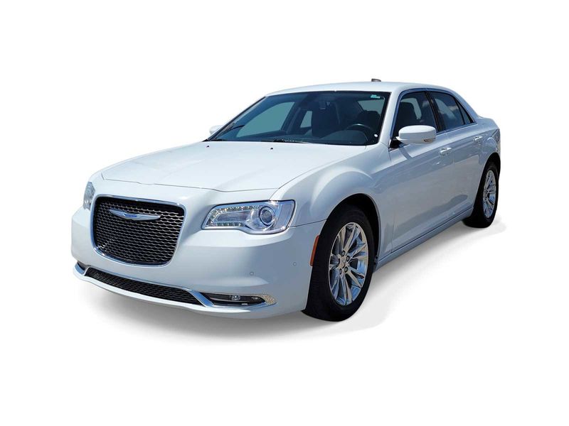 Certified 2021 Chrysler 300 Touring L image 1