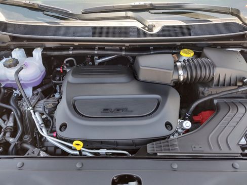 New 2026 Chrysler Pacifica Select image 34