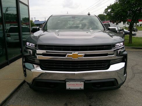 Used 2019 Chevrolet Silverado 1500 LT w/ All-Star Edition AWD/4WD image 3