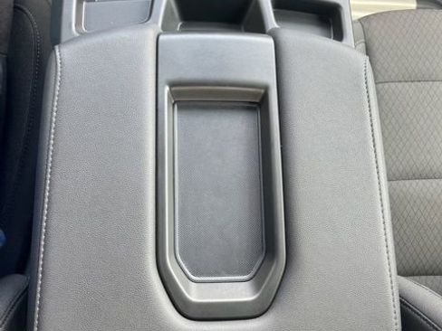 Used 2026 Chevrolet Silverado 2500 Custom w/ Custom Value Package AWD/4WD image 33