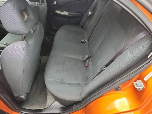 Used 2006 Nissan Sentra SE-R Spec V FWD image 15