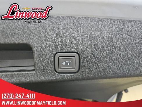 New 2026 GMC Acadia Denali w/ Super Cruise Package FWD image 14