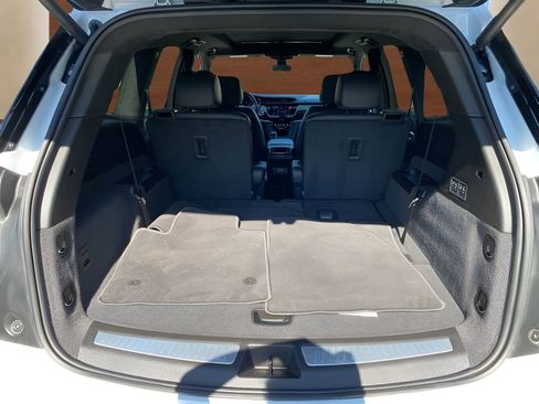 Used 2025 Cadillac XT6 Sport w/ Platinum Package AWD/4WD image 12