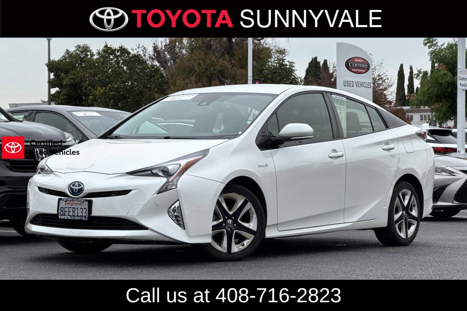 Certified 2018 Toyota Prius Three Touring FWD image 1
