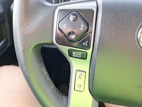 Used 2020 Toyota 4Runner Limited image 21