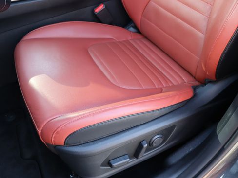 Used 2023 Kia Sportage SX Prestige image 17