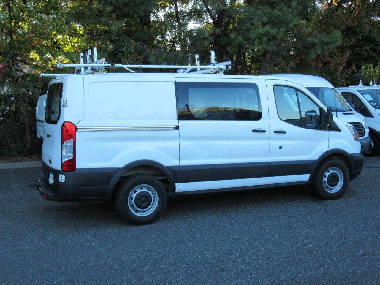 Used 2018 Ford Transit 150 130 Low Roof RWD image 6