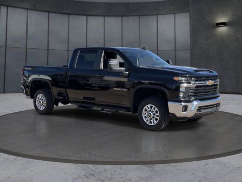 Certified 2025 Chevrolet Silverado 2500 LT w/ Convenience Package AWD/4WD image 8