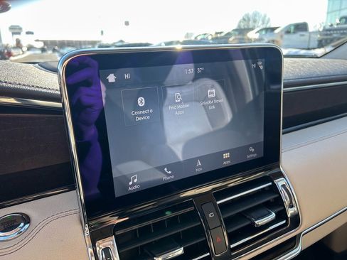 Used 2019 Lincoln Navigator Reserve image 21