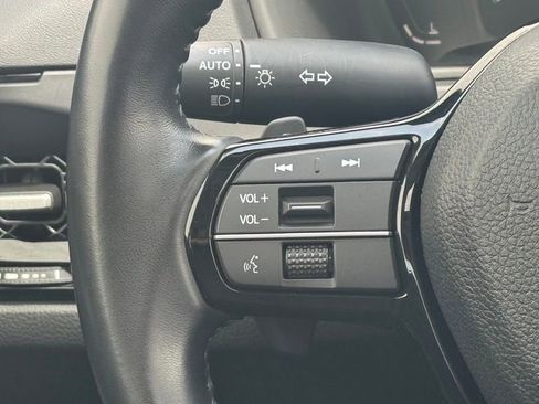 Used 2023 Honda Accord Touring image 16