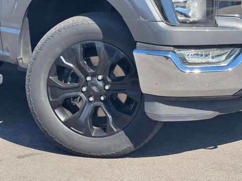 Used 2023 Ford F150 XLT image 2