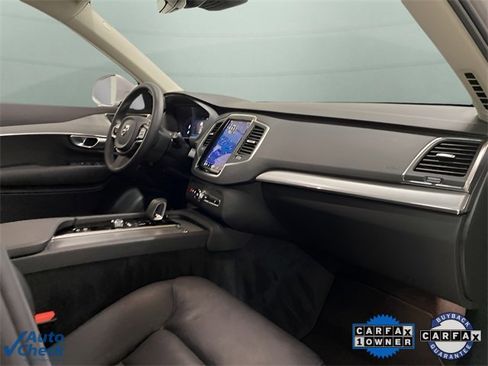 Used 2024 Volvo XC90 B5 Core image 17