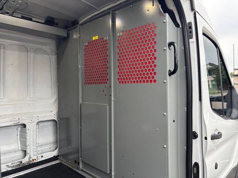 Used 2018 Ford Transit 250 148 Medium Roof RWD image 15
