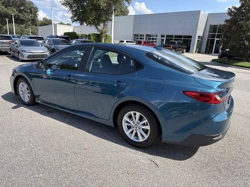 Used 2026 Toyota Camry LE FWD image 4