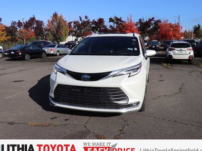 Used 2021 Toyota Sienna Platinum