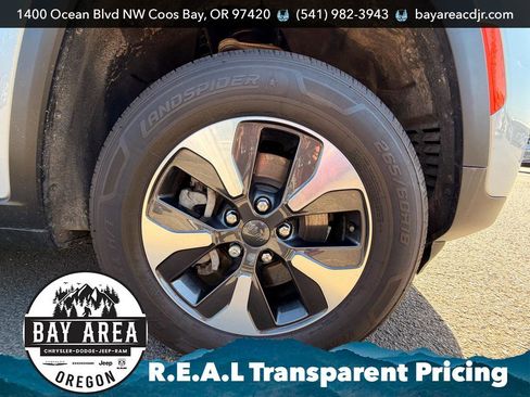 Used 2024 Jeep Grand Cherokee Limited 4xe AWD/4WD image 9
