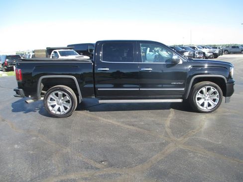 Used 2018 GMC Sierra 1500 Denali w/ Denali Ultimate Package AWD/4WD image 6