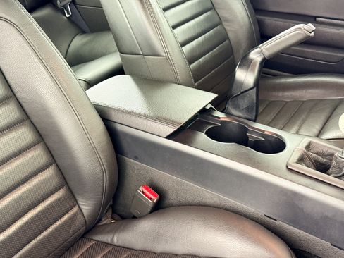 Used 2007 Ford Mustang Shelby GT500 RWD image 33