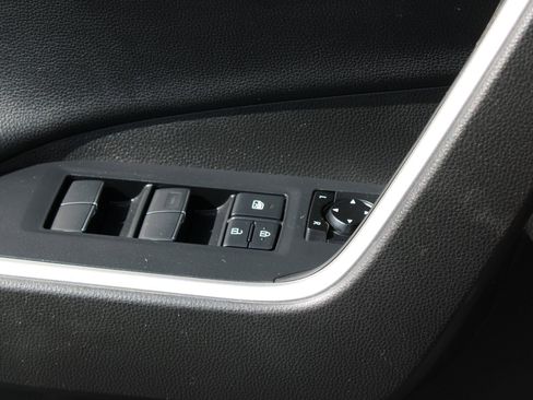 Used 2020 Toyota RAV4 XSE AWD/4WD image 23