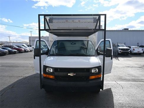 Used 2016 Chevrolet Express 3500 image 13