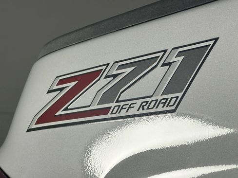 Used 2016 Chevrolet Silverado 1500 LTZ Z71 w/ LTZ Plus Package image 12