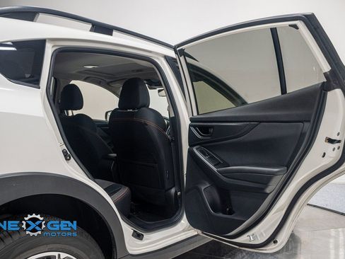 Used 2020 Subaru Crosstrek 2.0i Premium w/ Moonroof Package 2 image 32