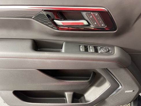 Certified 2025 Chevrolet Tahoe RST w/ Comfort Package image 27