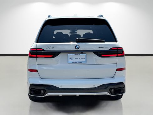 New 2027 BMW X7 xDrive40i w/ M Sport Package AWD/4WD image 4