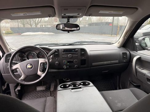 Used 2010 Chevrolet Silverado 1500 LT w/ Power Pack Plus image 7