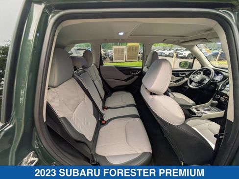 Used 2023 Subaru Forester Premium AWD/4WD image 35