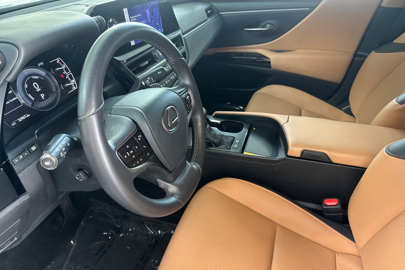 Used 2024 Lexus ES 300h w/ Premium Package FWD image 11