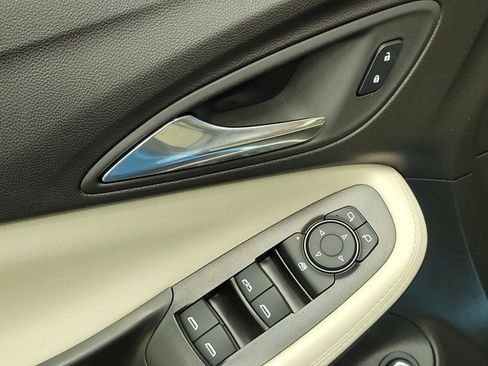 Used 2025 Buick Encore GX Sport Touring w/ Comfort Package image 20