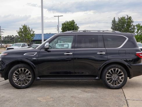 Used 2022 Nissan Armada Platinum w/ Captain's Chairs Package RWD image 28